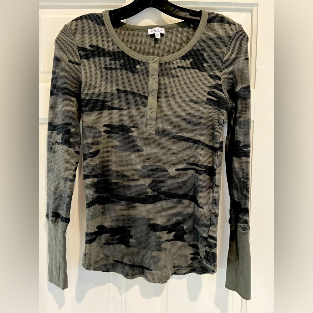 Splendid thermal camo long sleeve top